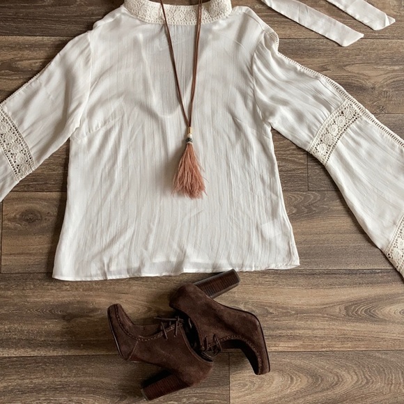 Lauren Ralph Lauren Brown Chunky Heel Bootie Sz 7 - Picture 10 of 10